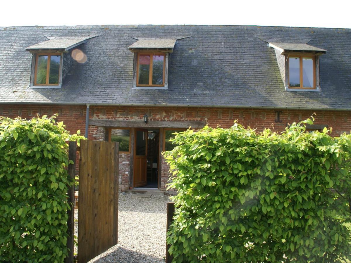 Classic Cottage In Le Bourg-Dun With Garden Екстериор снимка