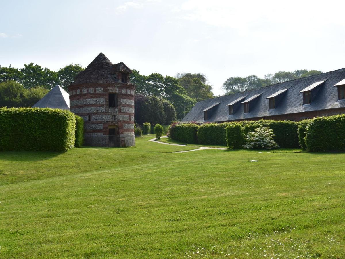 Classic Cottage In Le Bourg-Dun With Garden Екстериор снимка