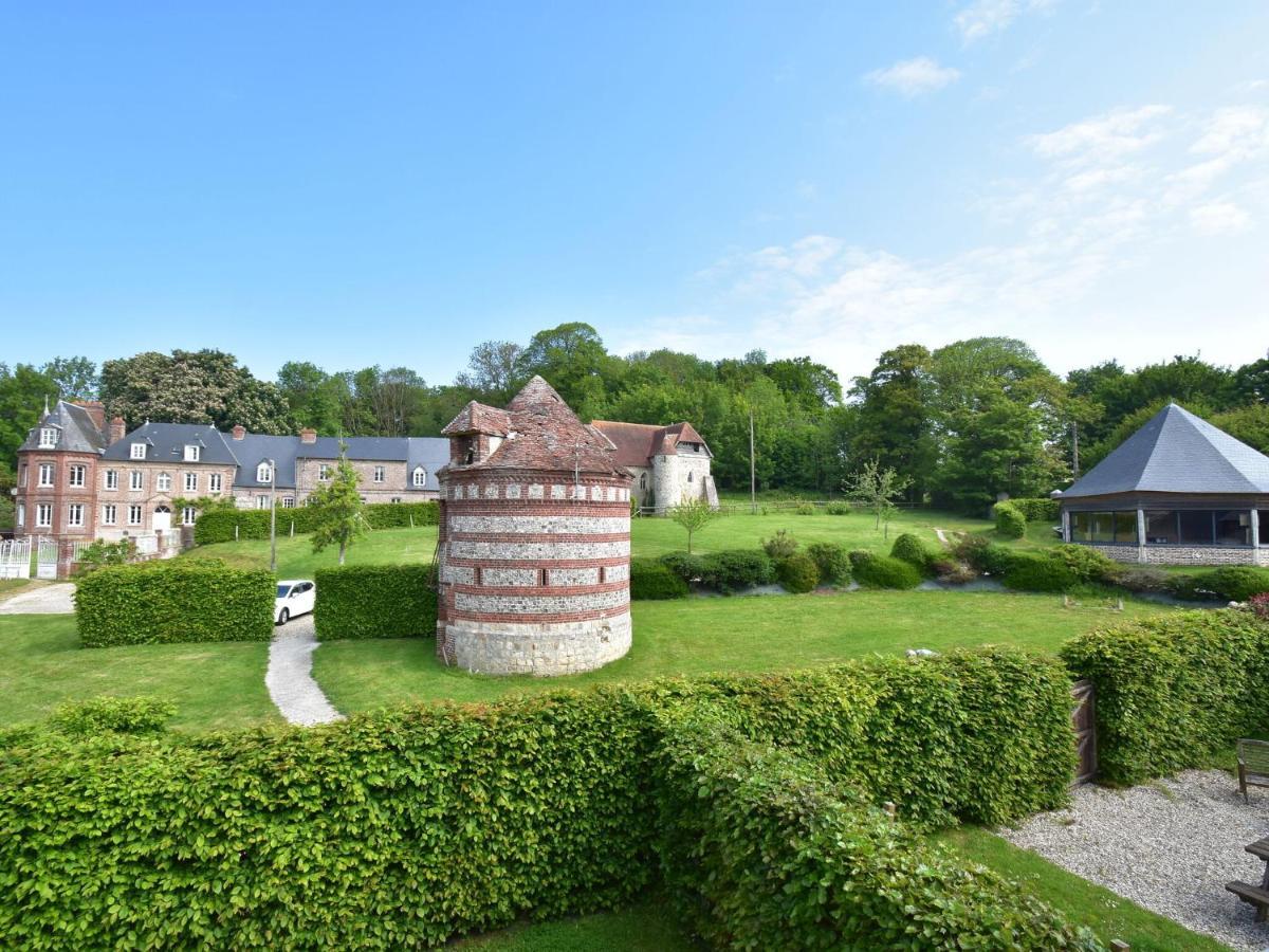 Classic Cottage In Le Bourg-Dun With Garden Екстериор снимка