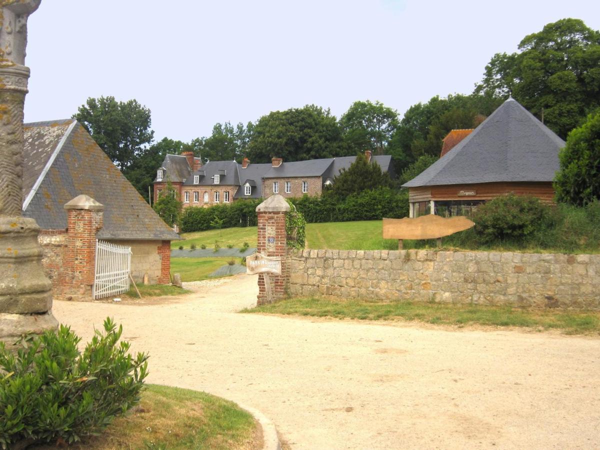 Classic Cottage In Le Bourg-Dun With Garden Екстериор снимка