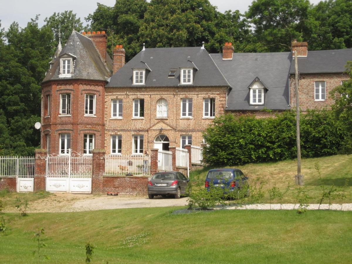 Classic Cottage In Le Bourg-Dun With Garden Екстериор снимка